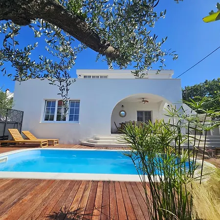 Family Friendly With A Swimming Pool Arbanija, Ciovo - 11789 아파트 *