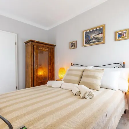 Apartment Family-Friendly Apartments With Swimming Pool Arbanija, Ciovo - 11789 *