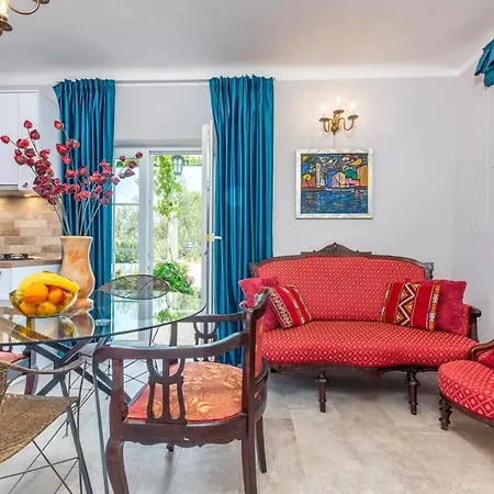 Apartment Family-Friendly Apartments With Swimming Pool Arbanija, Ciovo - 11789